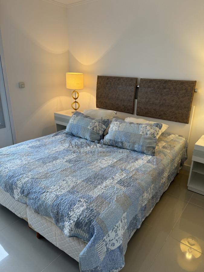 Apartamento ID.3592 - Apartamento en venta en Punta del Este