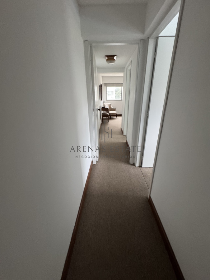 Apartamento ID.3766 - Apartamento en venta de 3 dormitorios en primera linea de la Mansa 