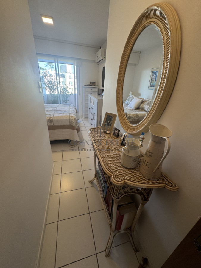 Apartamento ID.3918 - Apartamento de 3 dormitorios en playa Mansa . Penthouse con terraza exclusiva