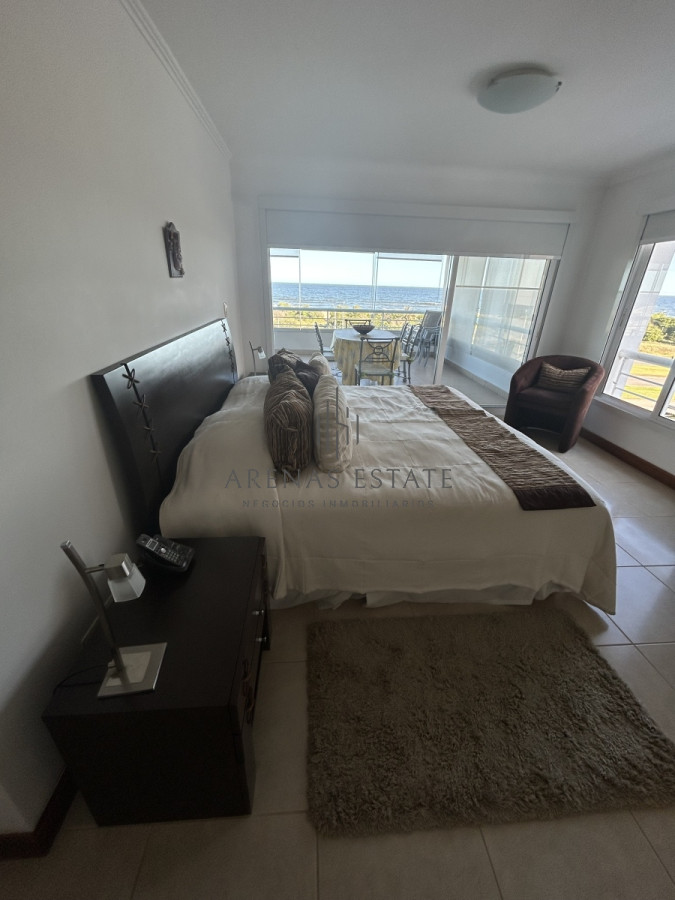 Apartamento ID.2029 - Excecpcional apartamento de 3 dormitorios en vena en Punta del Este , zona Brava 
