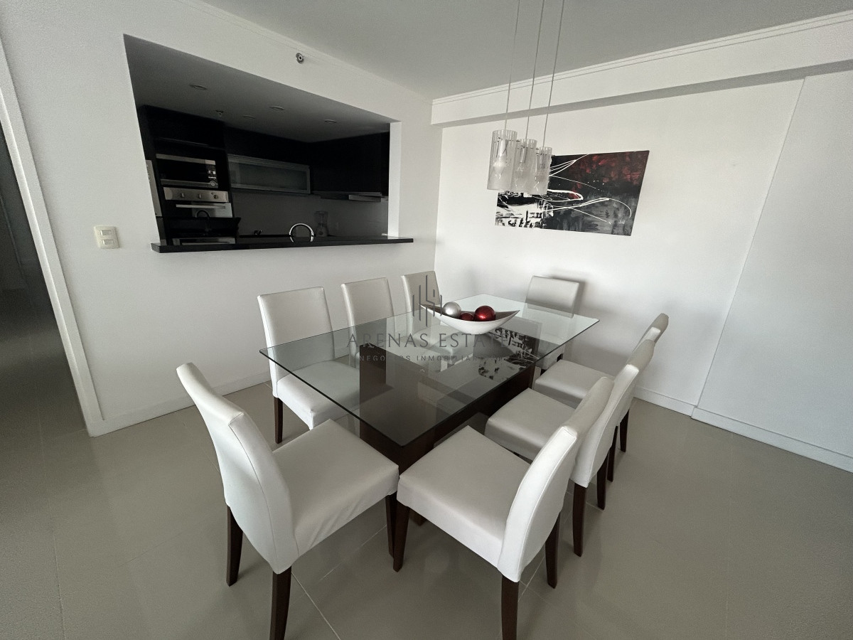 Apartamento ID.2256 - Apartamento en venta Sobre Chiverta - Punta del Este