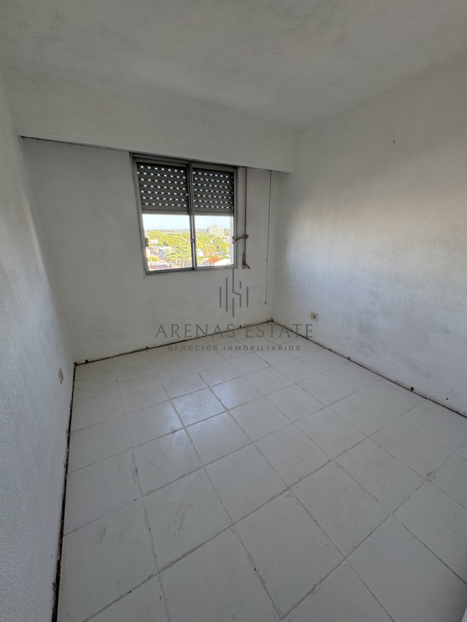 Apartamento ID.3333 - Apartamento de 3 dormitorios en venta en Maldonado 