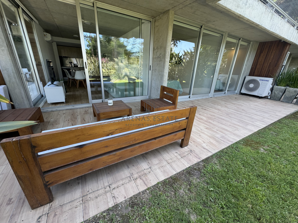 Apartamento ID.3296 - Excelente aparatmento en oportunidad en zona Mansa , Punta del Este 