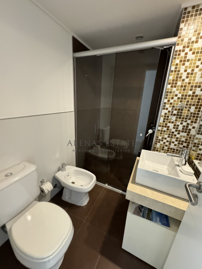 Apartamento ID.3181 - Apartamento de 3 dormitorios en zona chiverta , Punta del Este 