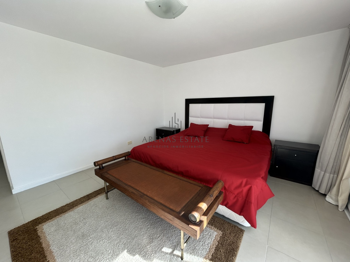 Apartamento ID.2285 - Aprtamento en venta de 3 dormitorios en suite en Punta del Este , Penthouse 
