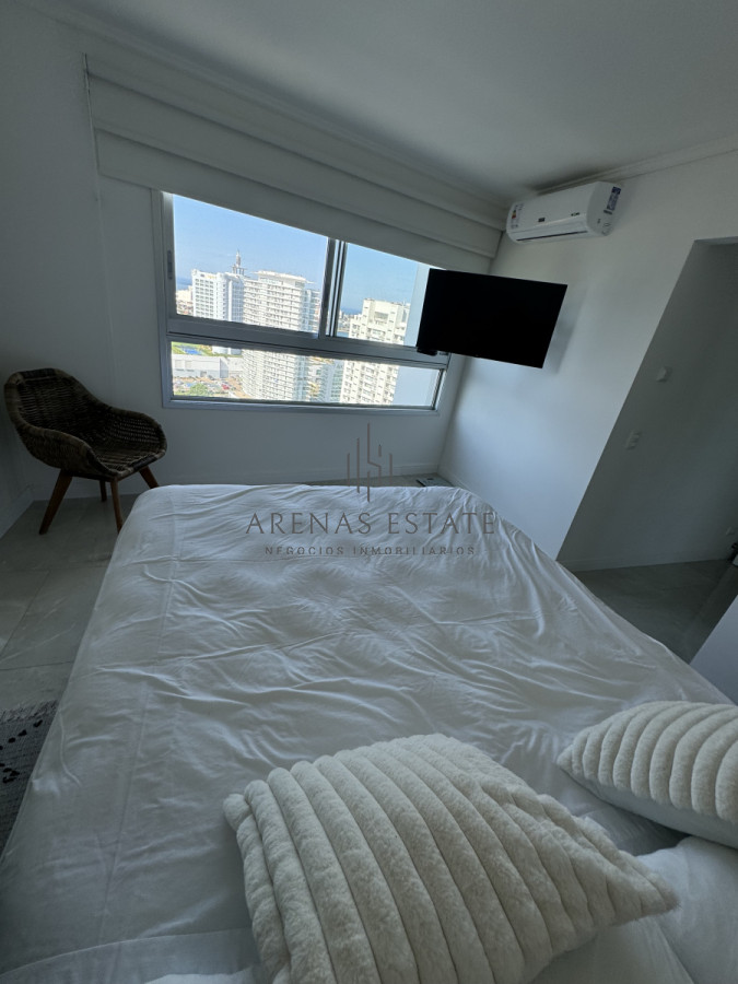 Apartamento ID.3544 - Espectacular Penthouse en Venta en Punta del Este  