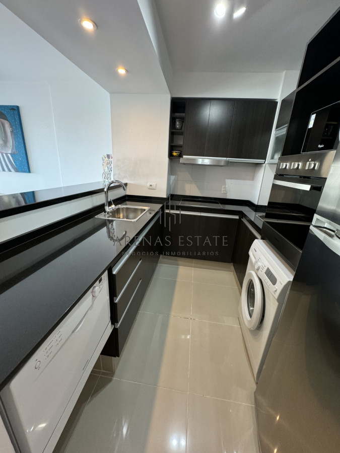 Apartamento ID.3244 - Apartamento de 2 dormitorios en venta en Punta del Este 