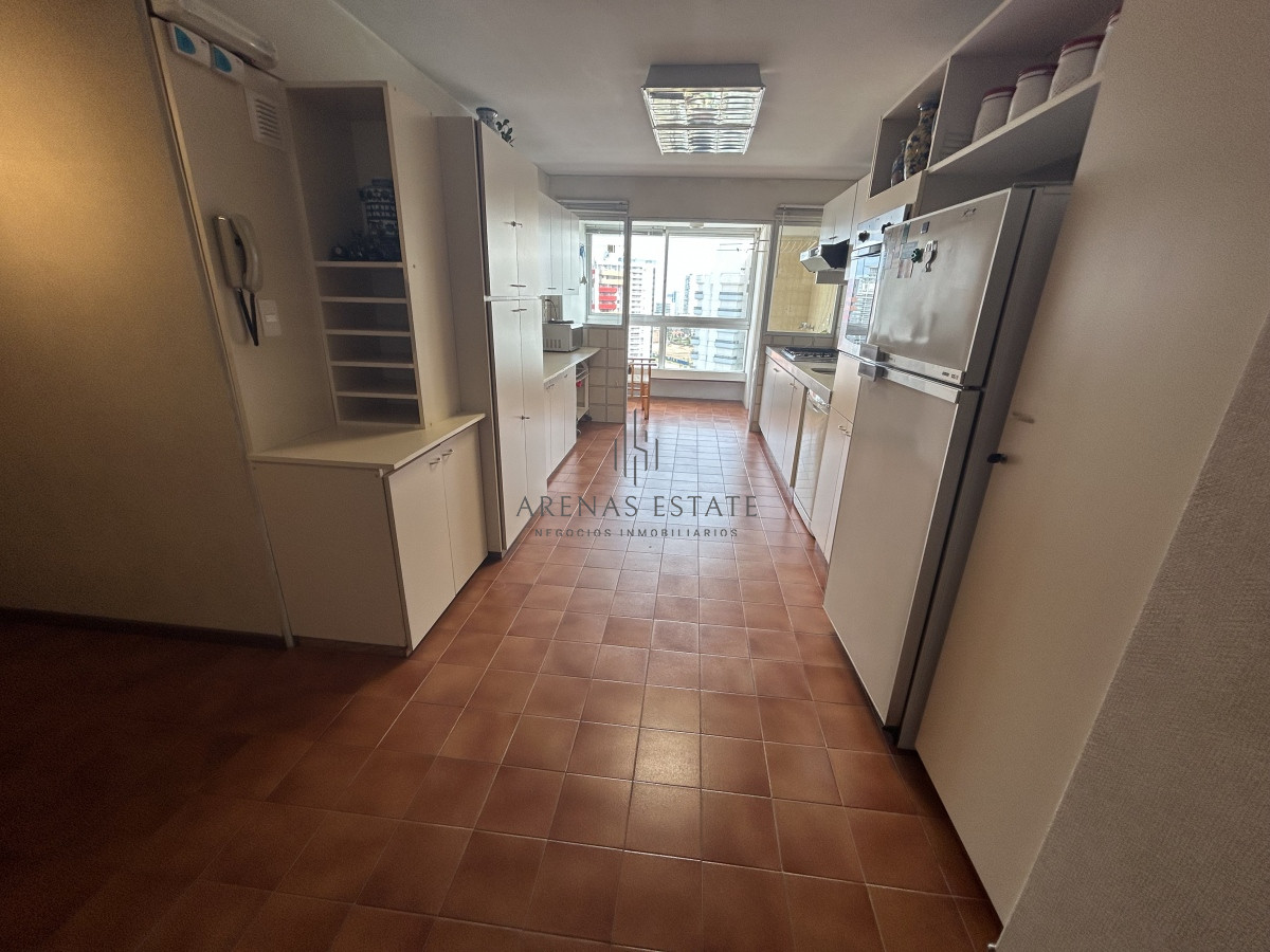 Apartamento ID.1729 - Apartamento de 3 dormitorios , Brava Punta del Este