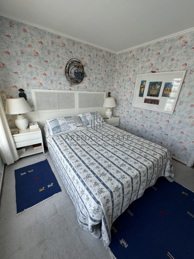 Apartamento ID.3560 - Apartamento de 3 dormitorios en venta en Punta del Este 