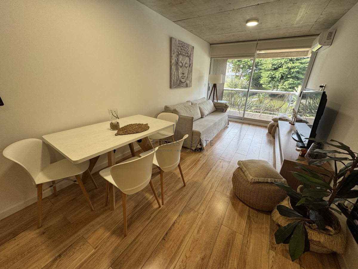 Apartamento ID.3777 - Apartamento de 1 dormitorio en venta en zona Mansa , Punta del Este