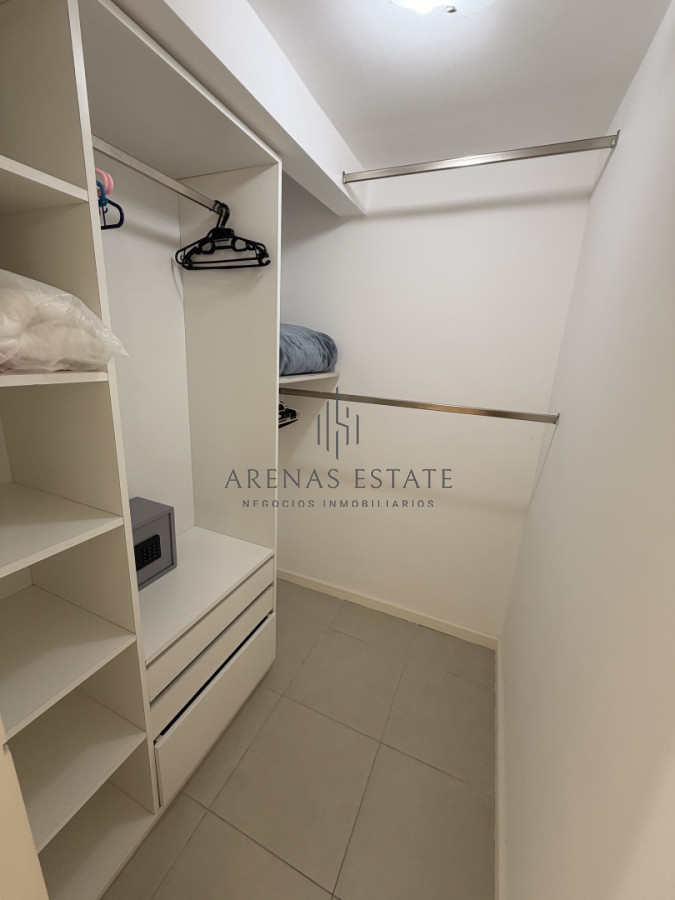 Apartamento ID.4455 - Apartamento de dos dormitorios en venta en Punta del Este