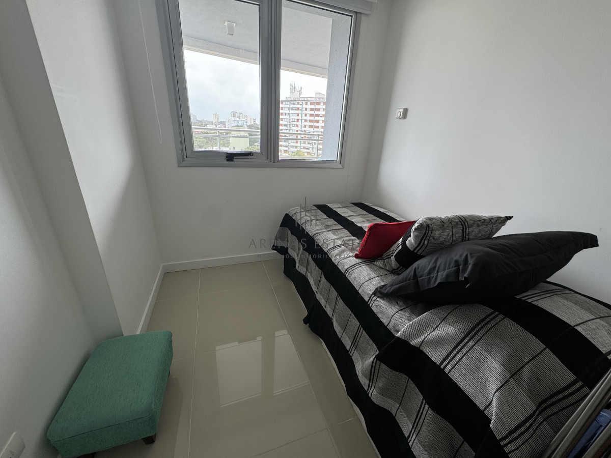 Apartamento ID.3124 - Apartamento de 3 dormitorios en venta en Punta del Este
