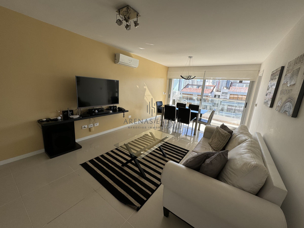 Apartamento ID.3294 - Apartamento en venta de dos dormitorios , zona Brava Punta del Este 