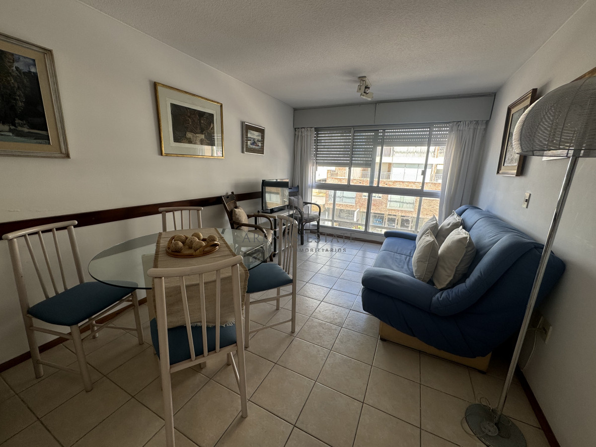 Apartamento ID.3543 - Apartamento en venta de 1 dormitorios en Peninsula Punta del Este 