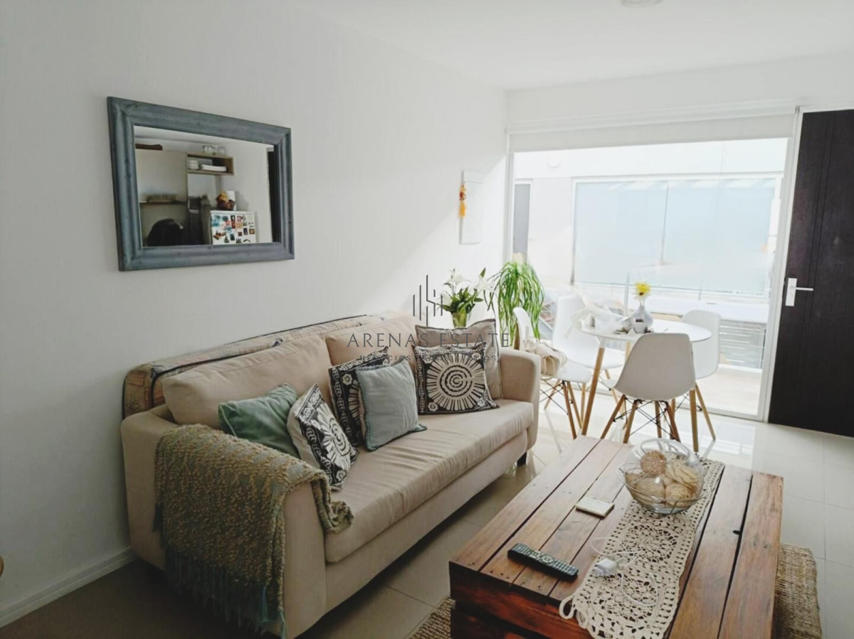 Apartamento ID.3658 - Mono ambiente  en venta en Punta del Este 