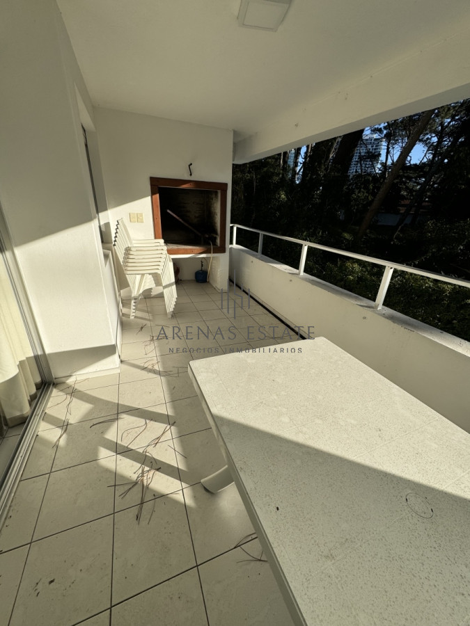 Apartamento ID.2912 - Apartamento de 3 dormitorios en venta en Punta del Este 