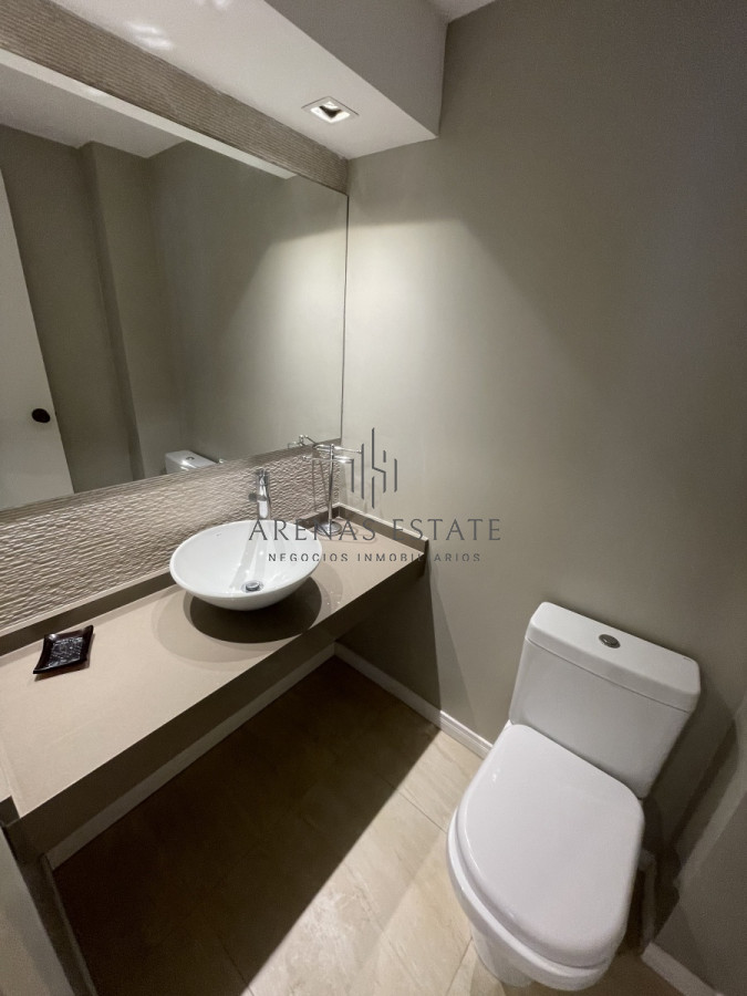 Apartamento ID.1673 - Apartamento de 3 dormitorios primera linea de la mansa, Punta del Este 