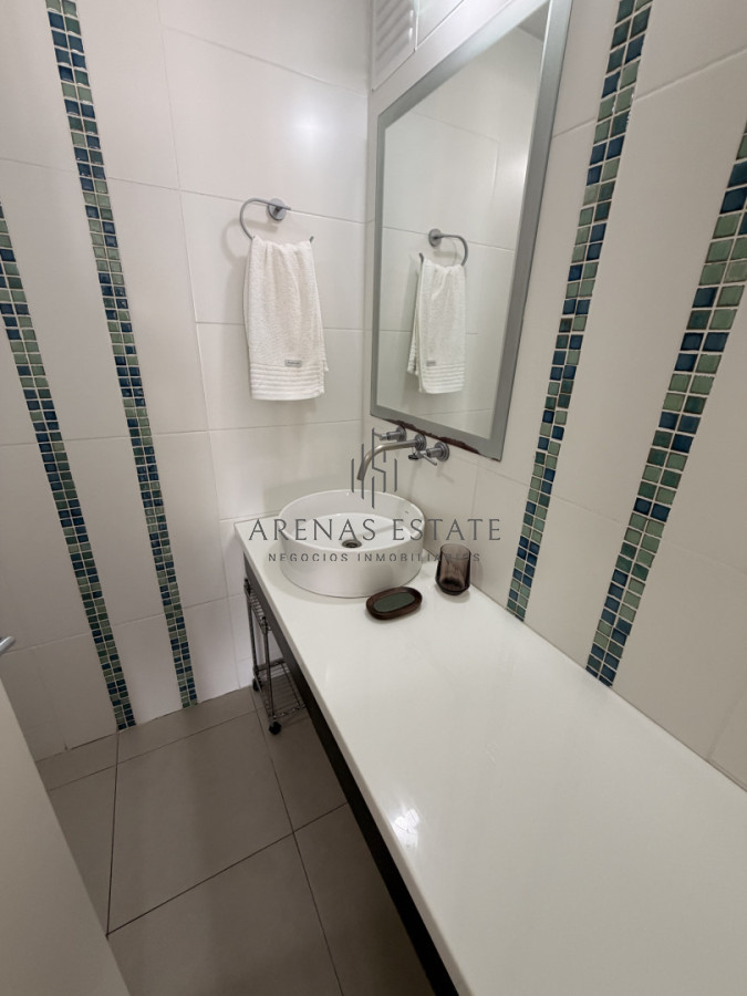 Apartamento ID.4455 - Apartamento de dos dormitorios en venta en Punta del Este