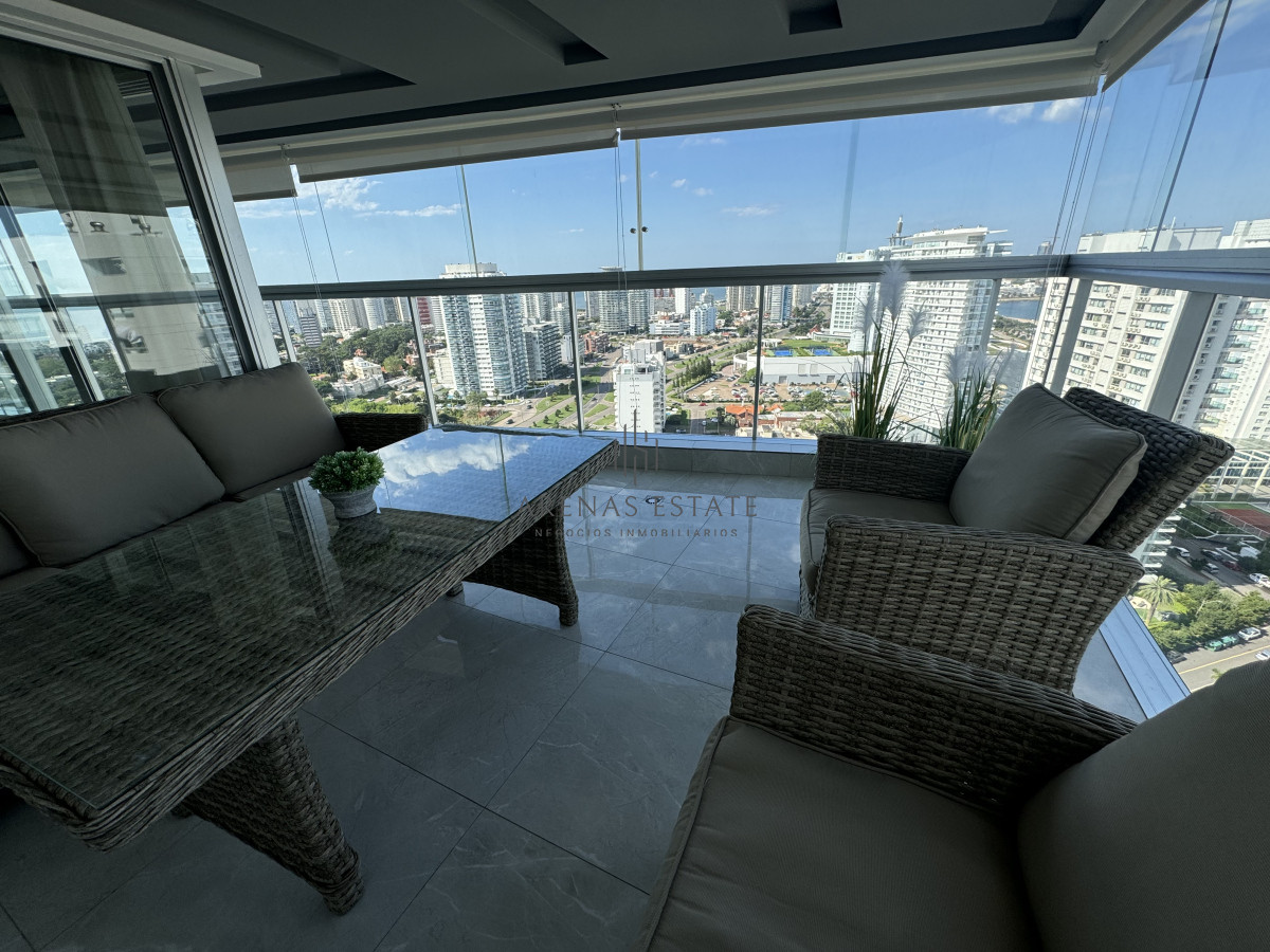 Apartamento ID.3544 - Espectacular Penthouse en Venta en Punta del Este  