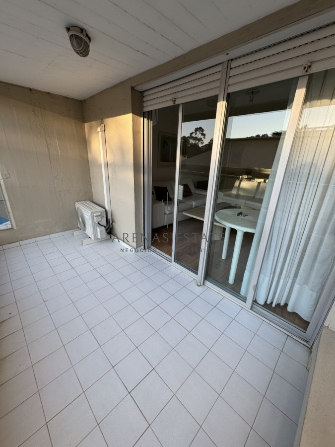 Apartamento ID.2817 - Apartamento de dos dormitorios en venta en Roosevelt Punta del Este 