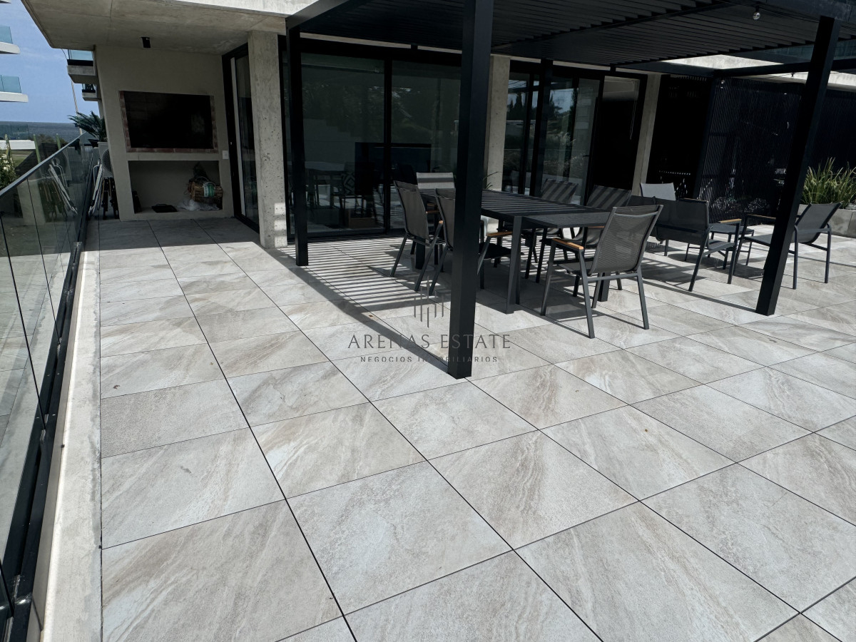 Apartamento ID.3559 - Apartamento en venta en primera linea de playa Mansa , 2 dormitorios 