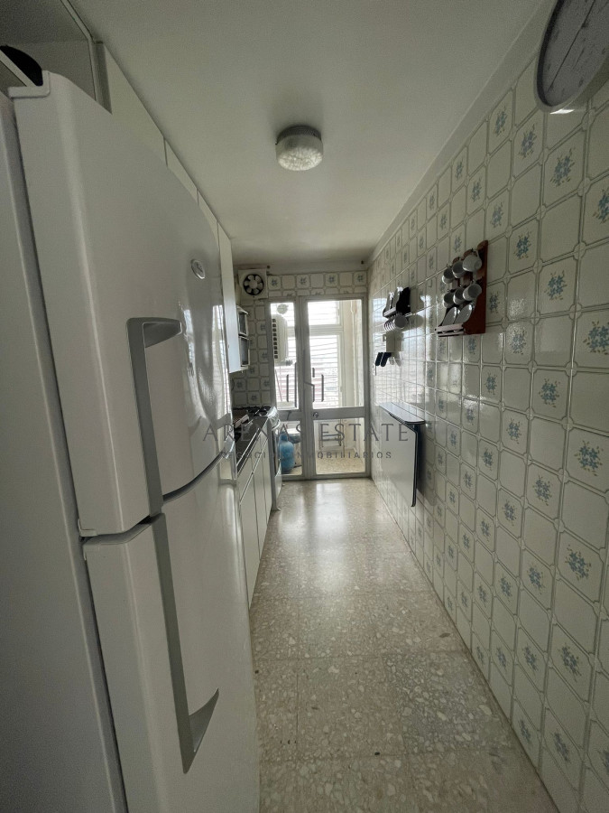 Apartamento ID.187 - Apartamento en venta de dos dormitorios en Peninsula , Punta del Este 