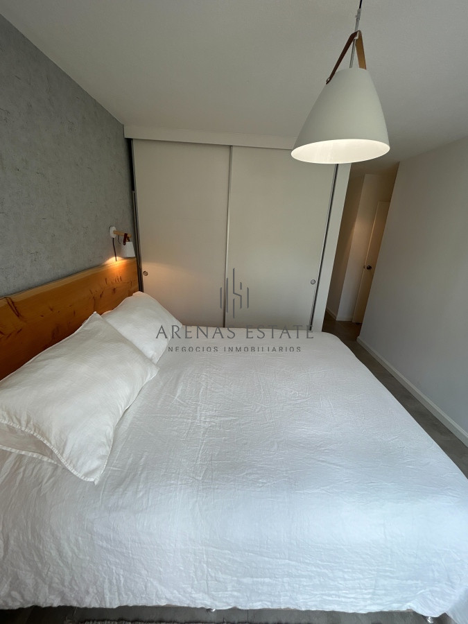 Apartamento ID.2026 - Apartamento en venta de 3 dormitorios en Punta del Este 
