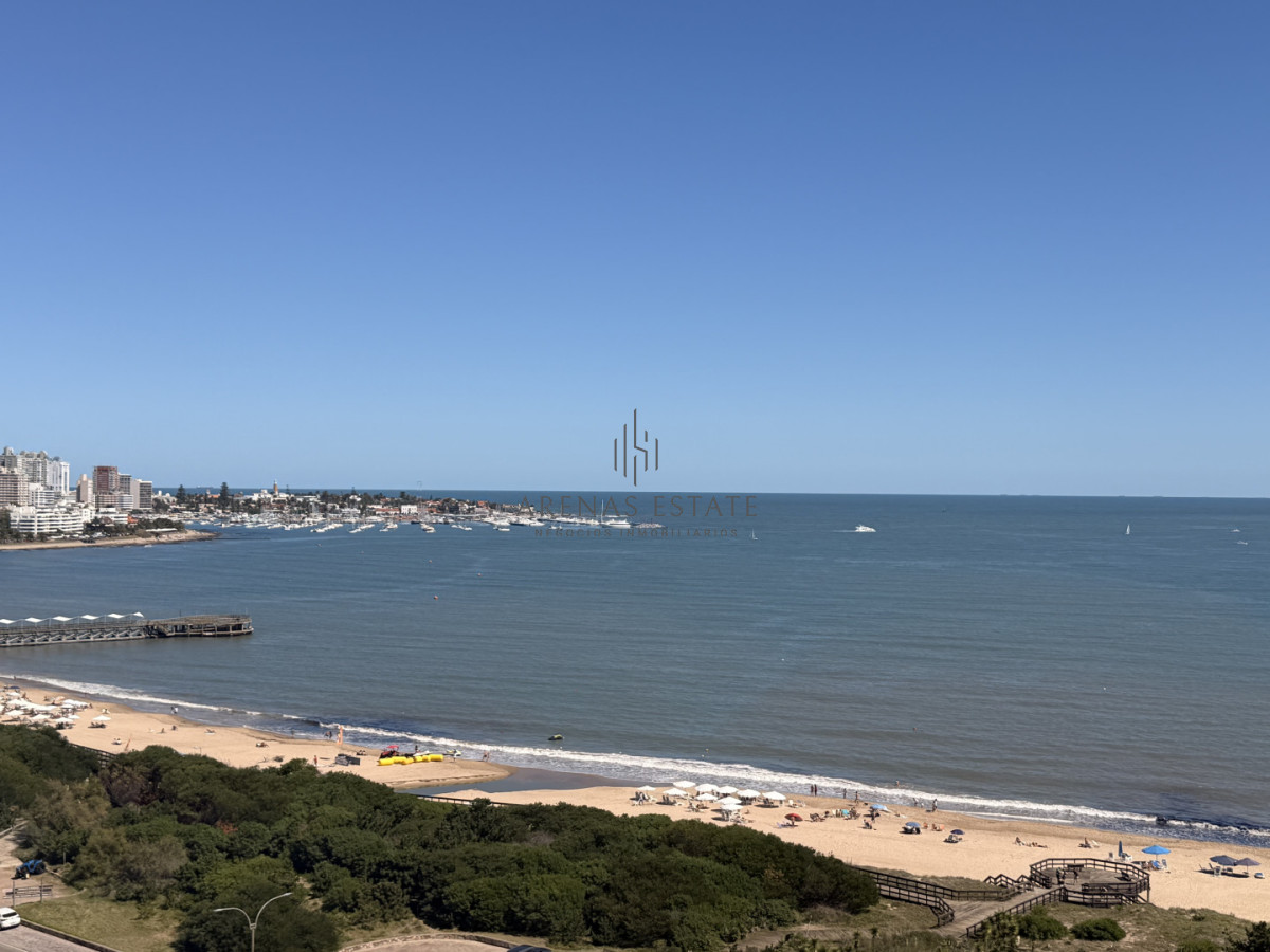 Apartamento ID.4394 - Apartamento en venta en Coral Tower 3 dormitorios , Paya Mansa