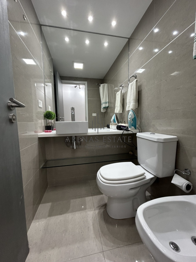 Apartamento ID.1759 - Impresionante apartamento de 3 dormitorios y servicio , Punta del Este