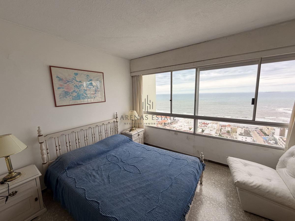 Apartamento ID.4302 - Apartamento de 3 dormitorios en venta en Punta del Esre