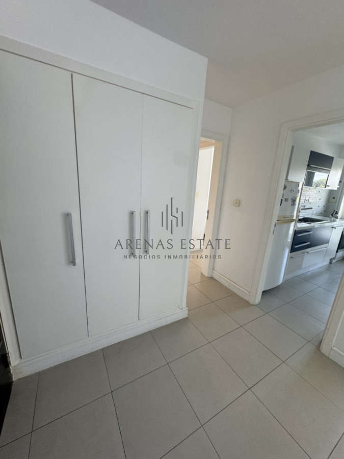 Apartamento ID.3318 - Apartamento de dos dormitorios  en venta en Punta del Este , Zona Chiverta 