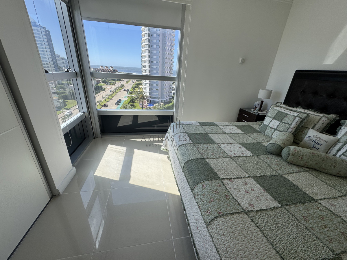 Apartamento ID.4001 - Apartamento de 3 dormitorios en venta en Punta del Este 