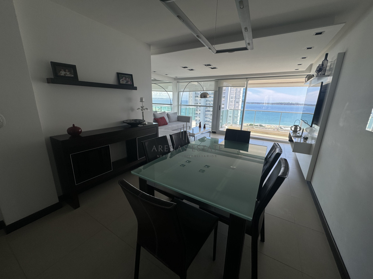 Apartamento ID.3597 - Apartamento de 3 dormitorios en venta en Punta del Este