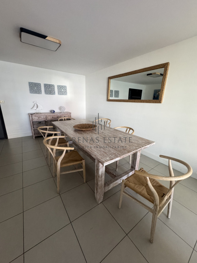 Apartamento ID.4089 - Apartamento de 3 dormitorios en venta en Punta del Este