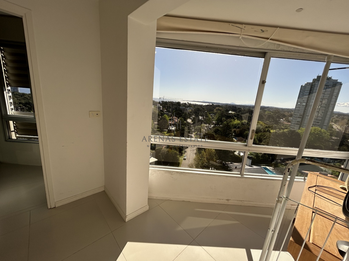 Apartamento ID.1878 - Apartamento en venta de 3 dormitorios en Punta del Este