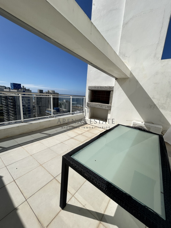 Apartamento ID.2285 - Aprtamento en venta de 3 dormitorios en suite en Punta del Este , Penthouse 