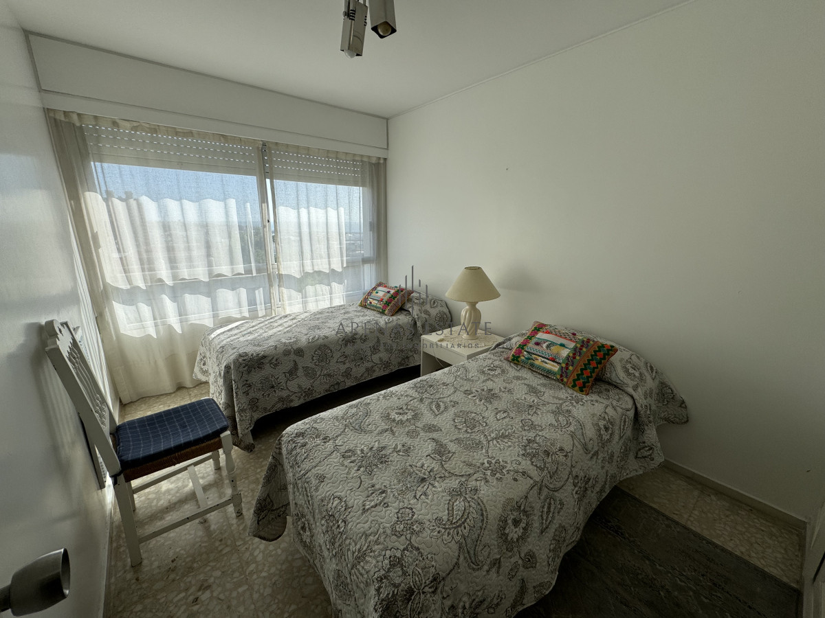 Apartamento ID.3225 - Apartamento de 3 dormitorios en Peninsula , Punta del Este 