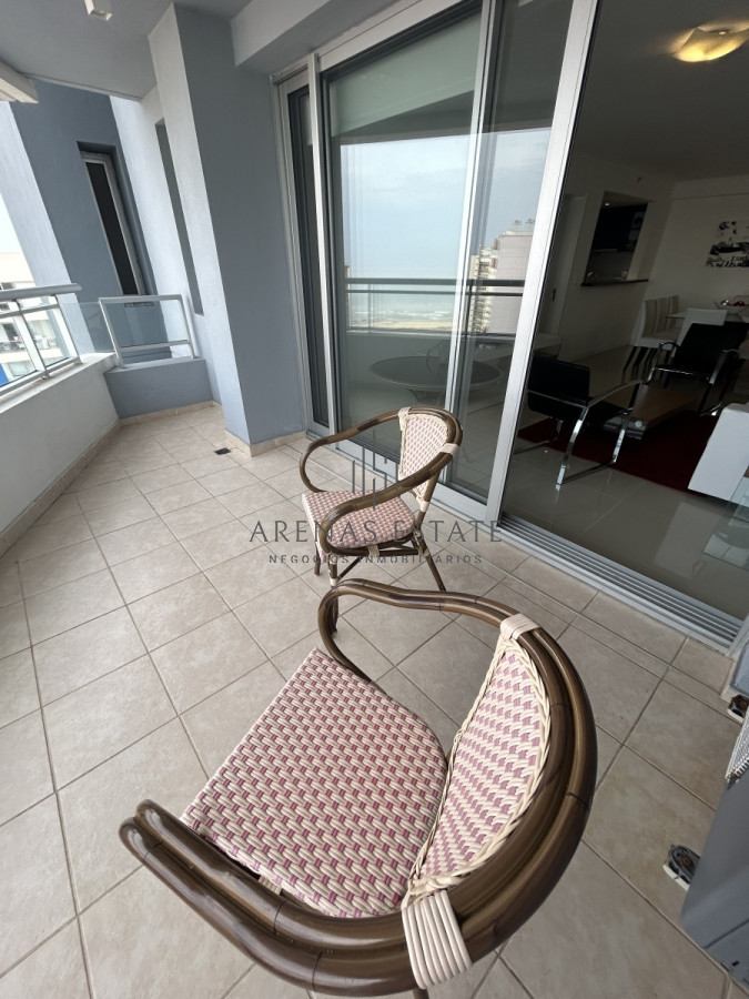 Apartamento ID.2256 - Apartamento en venta Sobre Chiverta - Punta del Este