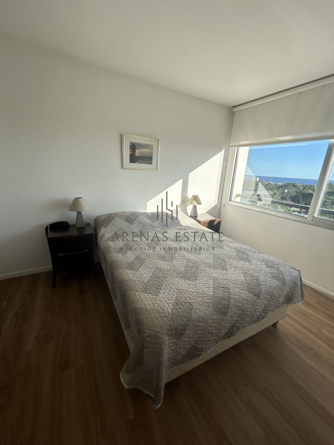 Apartamento ID.2403 - Apartamento en venta de dos dormitorios Ubicado en Roosevelt Punta del Este 