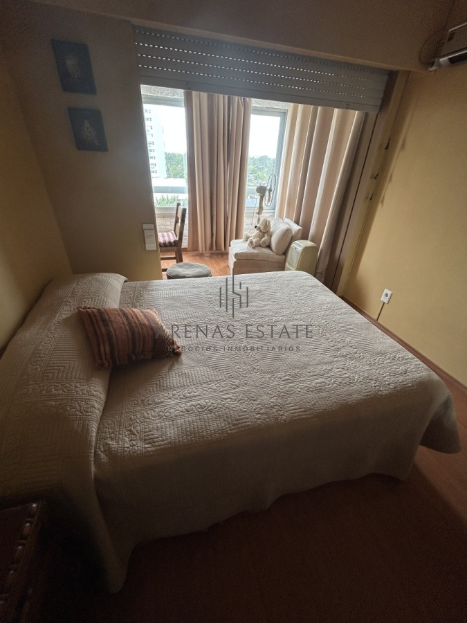 Apartamento ID.1955 - Apartamento en venta de 2 dormitorios en Punta del Este 