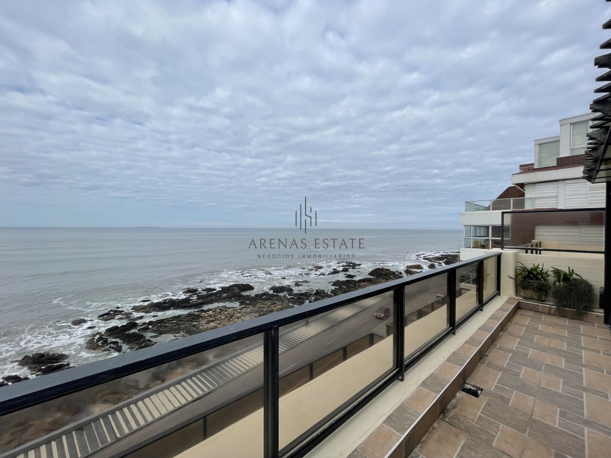 Apartamento ID.1268 - Penthouse en venta en Punta del Este 