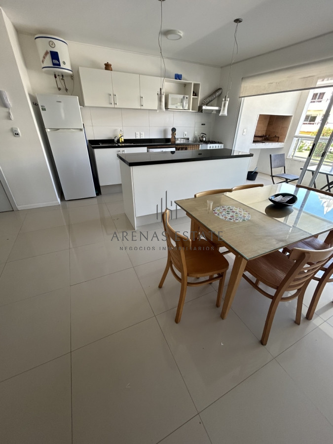 Apartamento ID.2188 - Apartamento de dos dormitorios en venta en Aidy Grill  , Punta del Este 