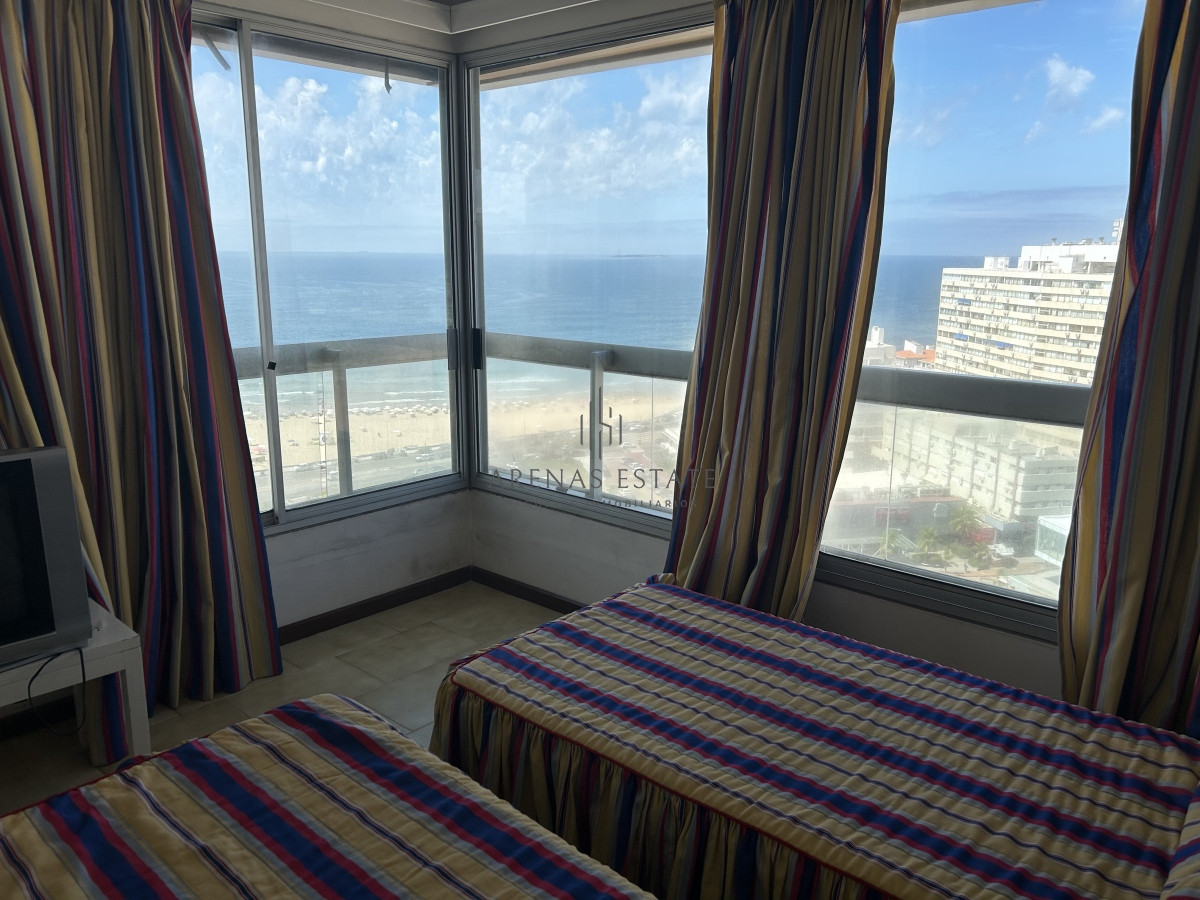 Apartamento ID.2342 - Apartamento de 3 dormitorios en Peninsula  Punta del Este