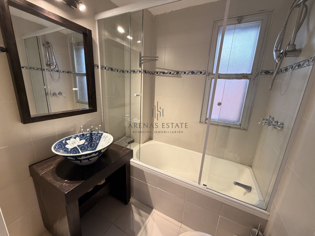 Apartamento ID.4344 - Apartameto de 3 dormitorios en Venta en Punta del Este 