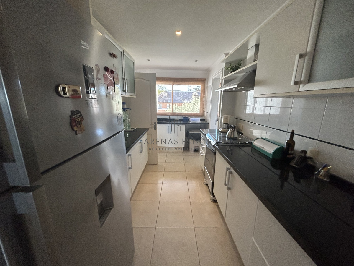 Apartamento ID.2029 - Excecpcional apartamento de 3 dormitorios en vena en Punta del Este , zona Brava 