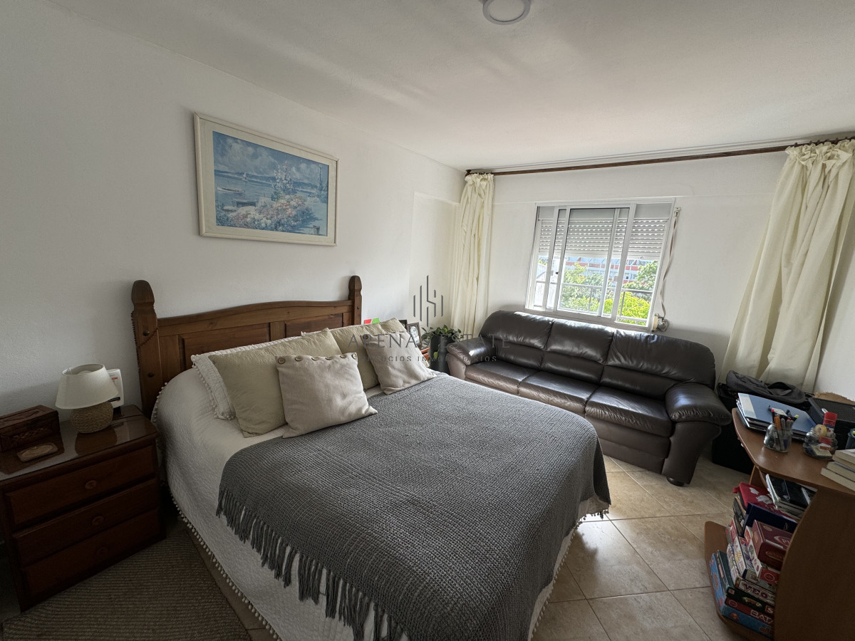Apartamento ID.3247 - Apartamento de dos dormitorios en venta en Punta del Este