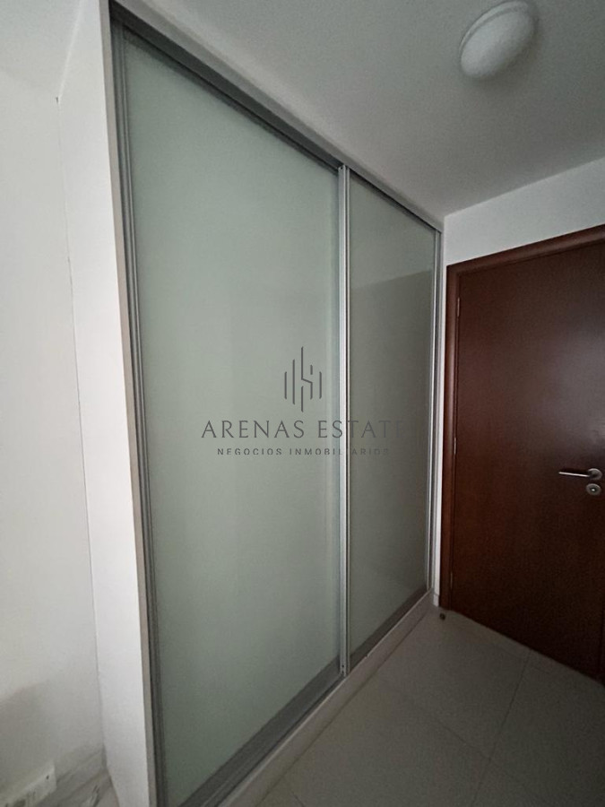 Apartamento ID.2041 - Apartamento en venta de dos dormitorios en peninsula 