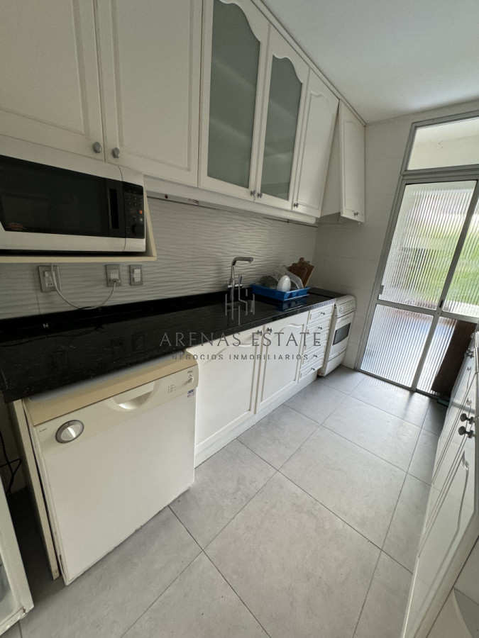 Apartamento ID.3182 - Apartamento de 3 dormitorios en venta en Punta del Este