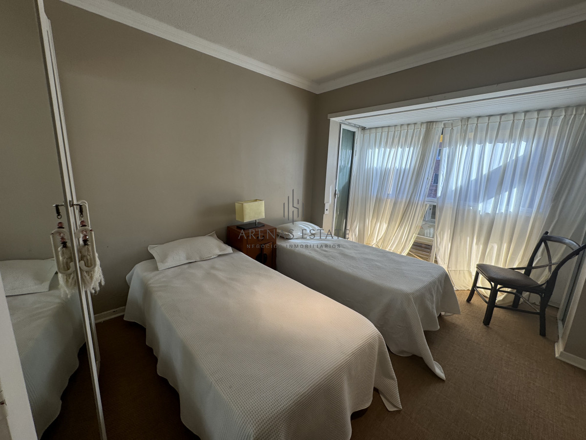 Apartamento ID.3226 - Apartamento en venta de 3 dormitorios en Punta del Este 