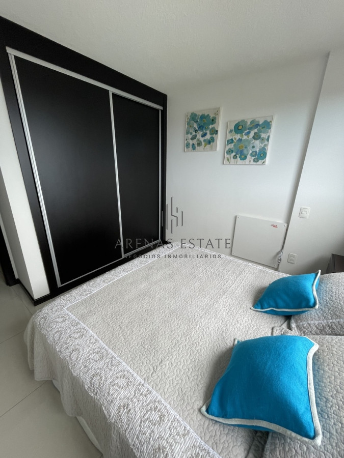 Apartamento ID.1623 -  Apartamento en venta con 3 dormitorios, Roosevelt , Punta del Este 